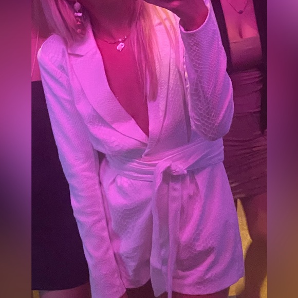 Revolve X Michael Costello White Belted Romper size xs - Picture 2 of 2